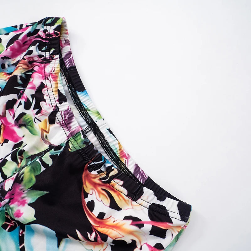 Summer Women'S New Printed Set Irregular Circle Buckle Halter Backless Top + Skinny Shorts Sexy Sets