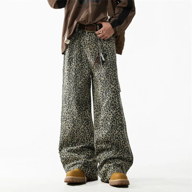 Niche Design Men'S Denim Pants Leopard Print Contrast Color Casual Trousers Wide Leg All-Match Loose Male Jeans New 9W3882